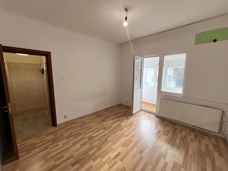 Unirii-Maximilian Popper-Matei Basarab, 2 camere in vila Art Deco,