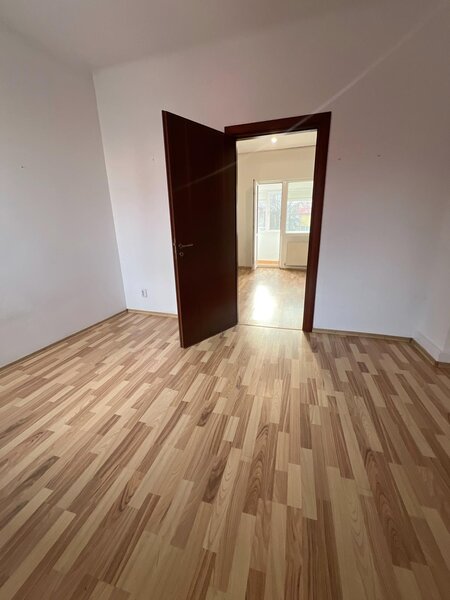 Unirii-Maximilian Popper-Matei Basarab, 2 camere in vila Art Deco,