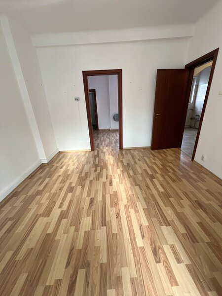 Unirii-Maximilian Popper-Matei Basarab, 2 camere in vila Art Deco,